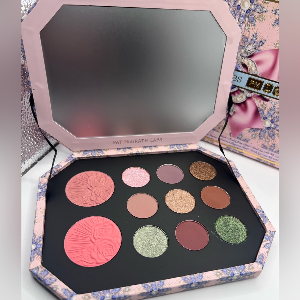 Pat McGrath Eyeshadow Palette - Pink, Gold, Green, Brown